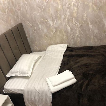Hotel Lion Ałma Ata Zewnętrze zdjęcie