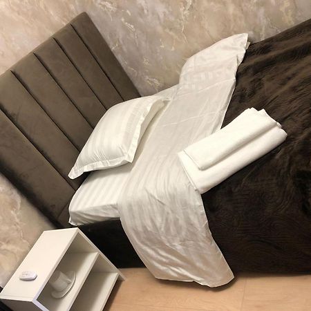 Hotel Lion Ałma Ata Zewnętrze zdjęcie