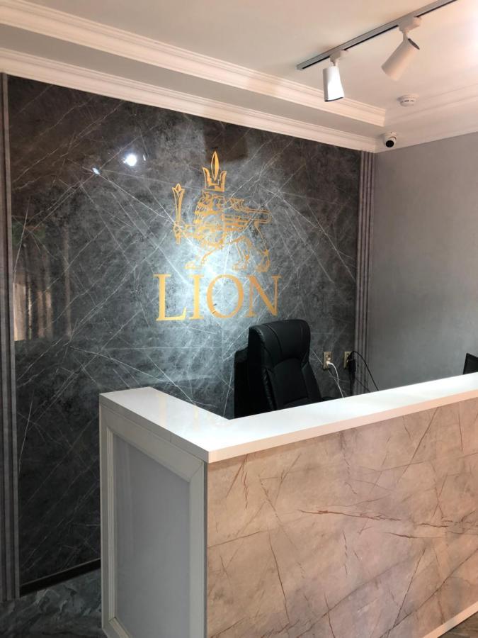 Hotel Lion Ałma Ata Zewnętrze zdjęcie