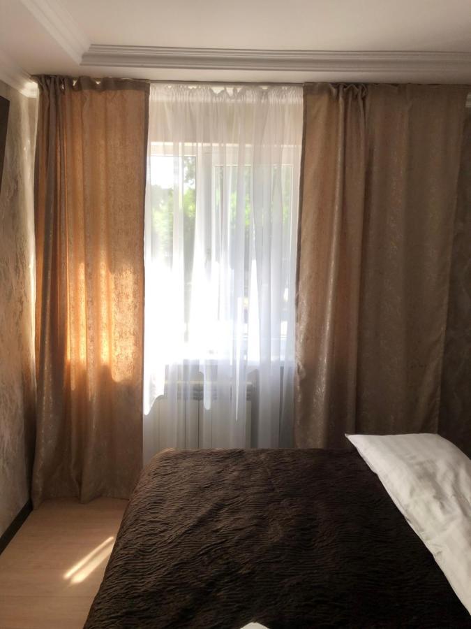Hotel Lion Ałma Ata Zewnętrze zdjęcie