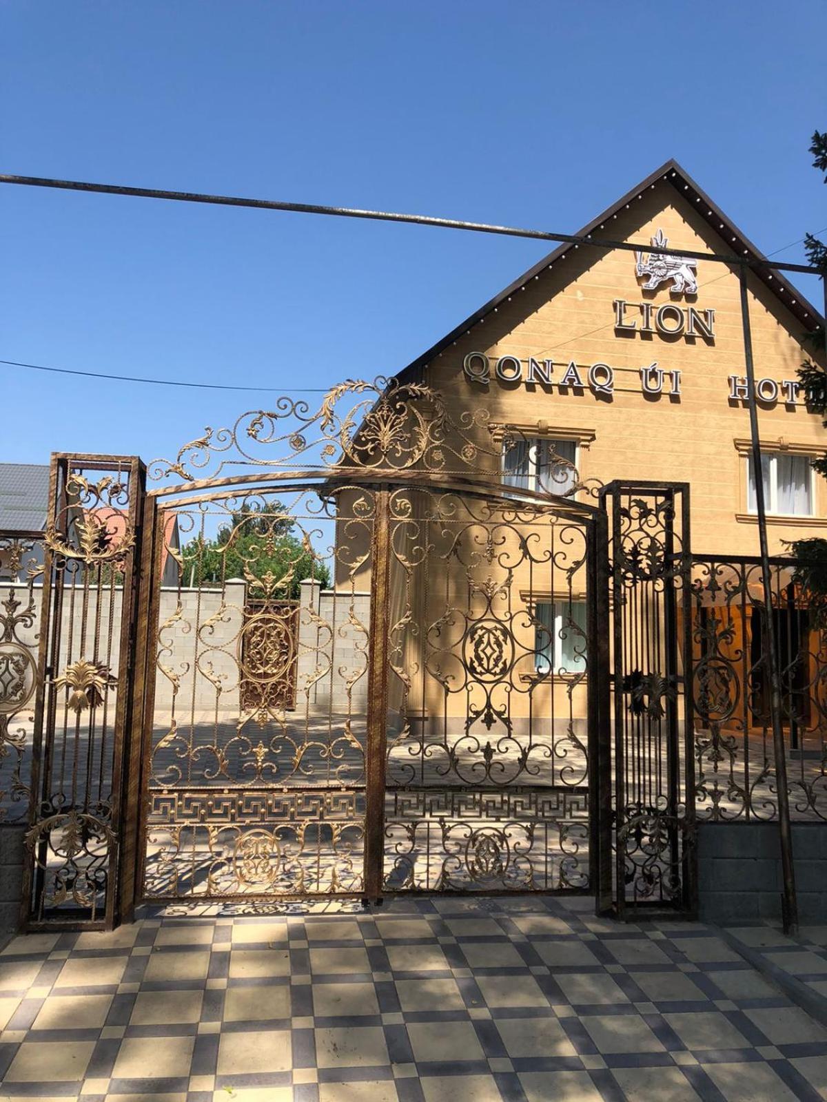 Hotel Lion Ałma Ata Zewnętrze zdjęcie