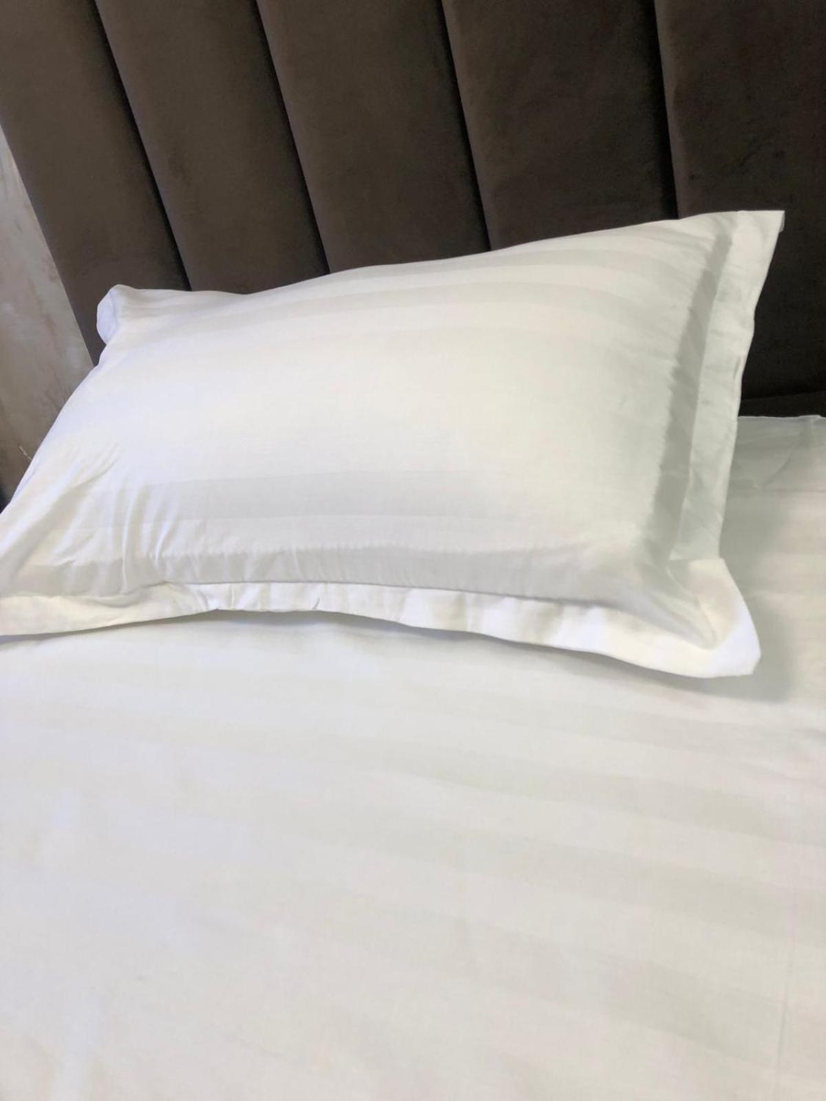 Hotel Lion Ałma Ata Zewnętrze zdjęcie