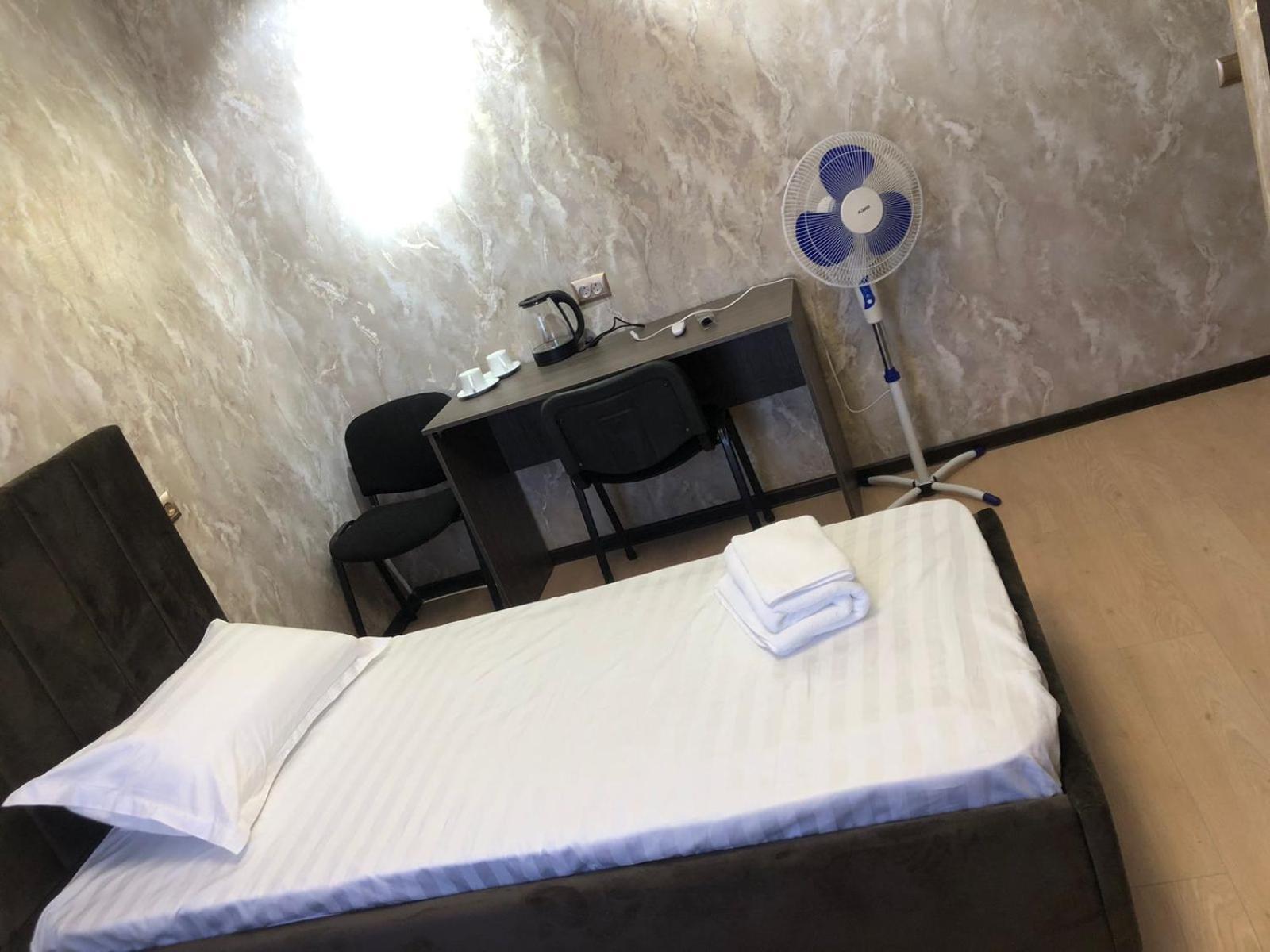 Hotel Lion Ałma Ata Zewnętrze zdjęcie