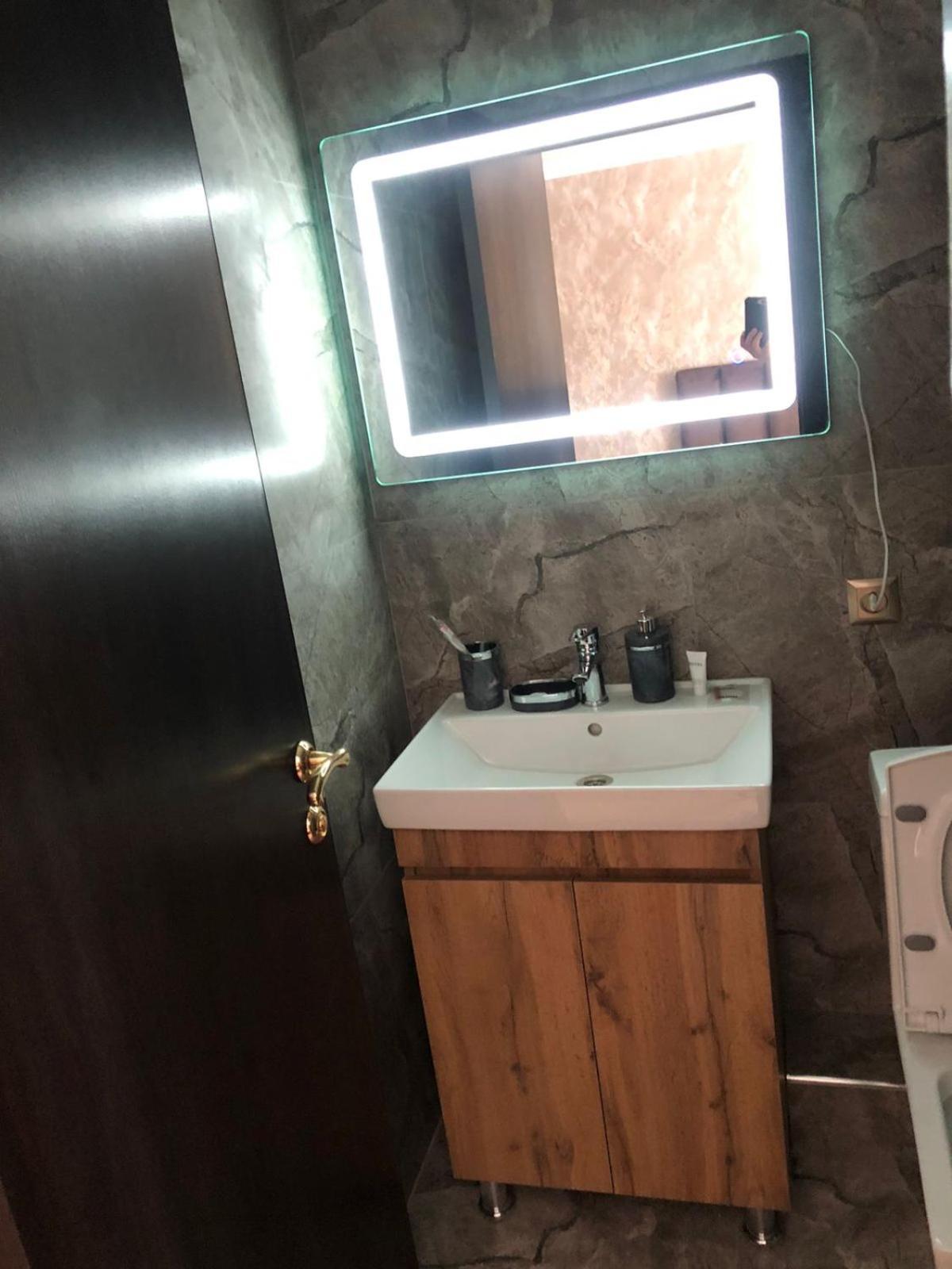 Hotel Lion Ałma Ata Zewnętrze zdjęcie